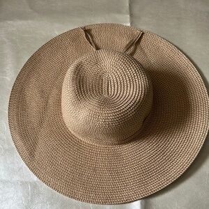 David and Young Tan Sun Hat with Wide Brim